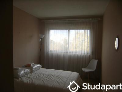 Appartement - 97 m² - 5 pièces