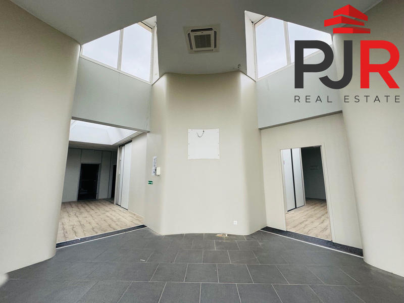Local d'activités - 700 m²