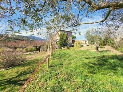 Maison - 152 m² - 7 pièces