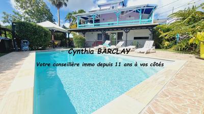 Propriété - 280 m² - 13 pièces