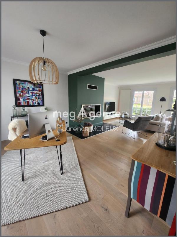 Maison traditionnelle - 158 m² - 6 pièces