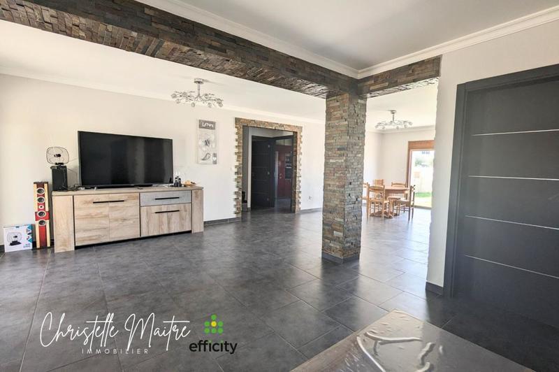 Maison - 181 m² - 6 pièces