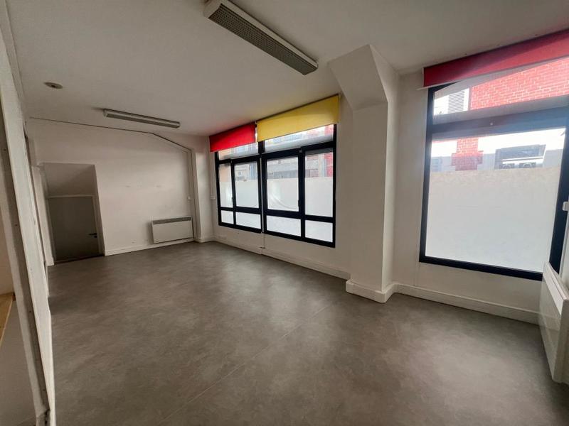 Divers - 150 m² - 6 pièces