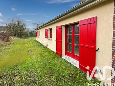 Maison - 93 m² - 5 pièces