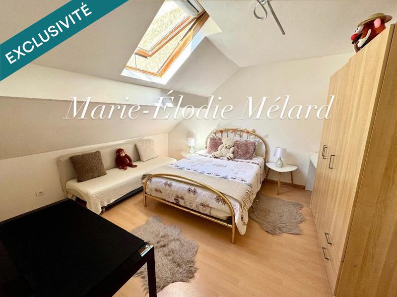 Maison - 200 m² - 9 pièces