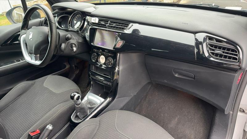 Ds Ds 3 Ds3 Cabriolet 1.6 BlueHDi 100 So Chic - Toit ouvrant