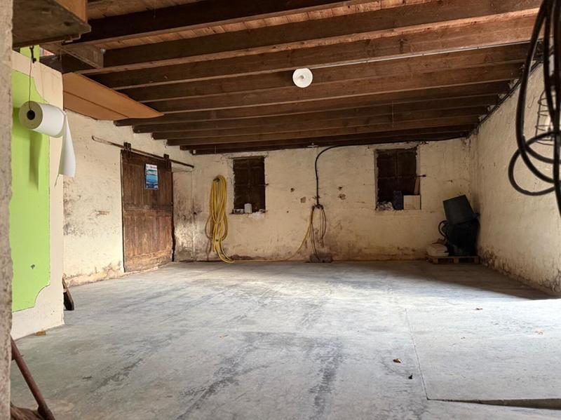 Maison - 485 m² - 12 pièces