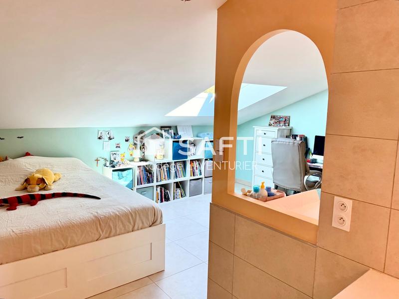 Appartement - 144 m² - 6 pièces