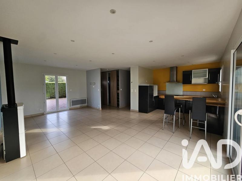 Maison - 100 m² - 5 pièces