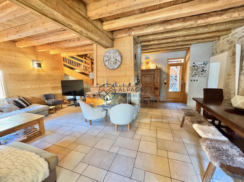 Châlet - 168 m² - 6 pièces