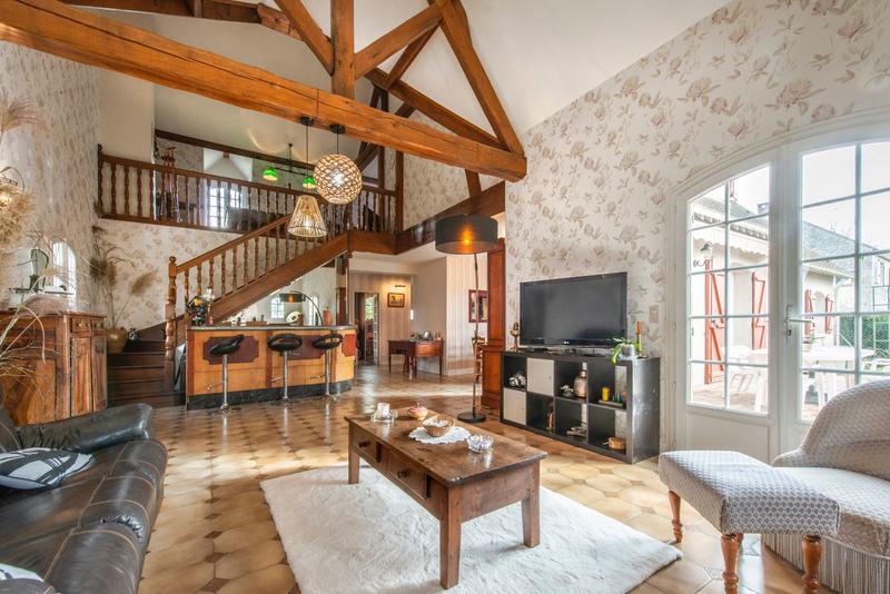 Maison - 172 m² - 7 pièces