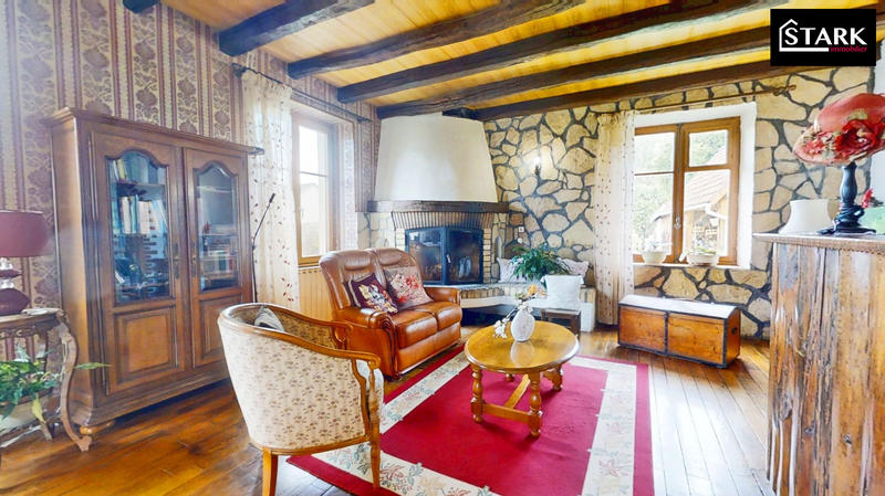 Maison - 185 m² - 11 pièces