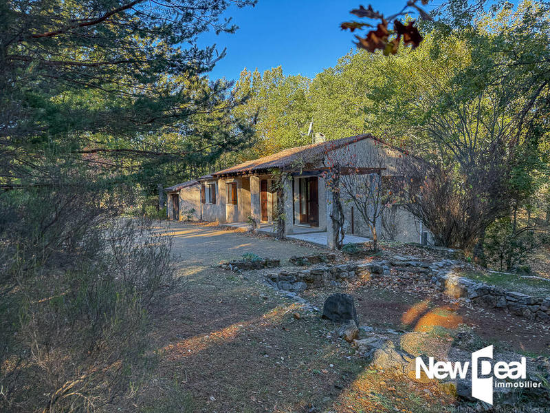 Maison - 92 m² - 4 pièces