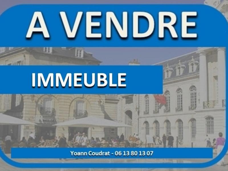 Immeuble - 220 m² - 8 pièces