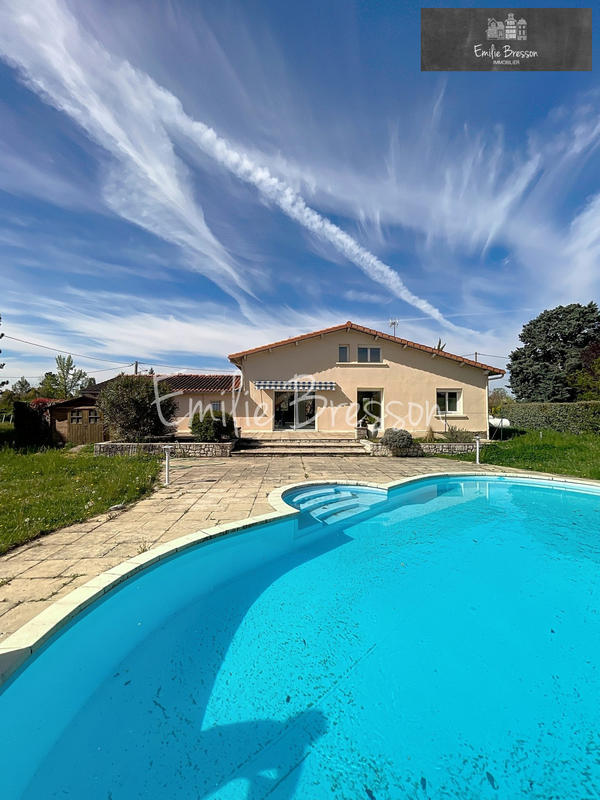 Maison traditionnelle - 164 m² - 5 pièces