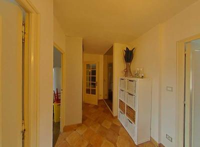 Appartement - 152 m² - 6 pièces