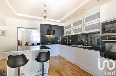 Maison - 148 m² - 7 pièces