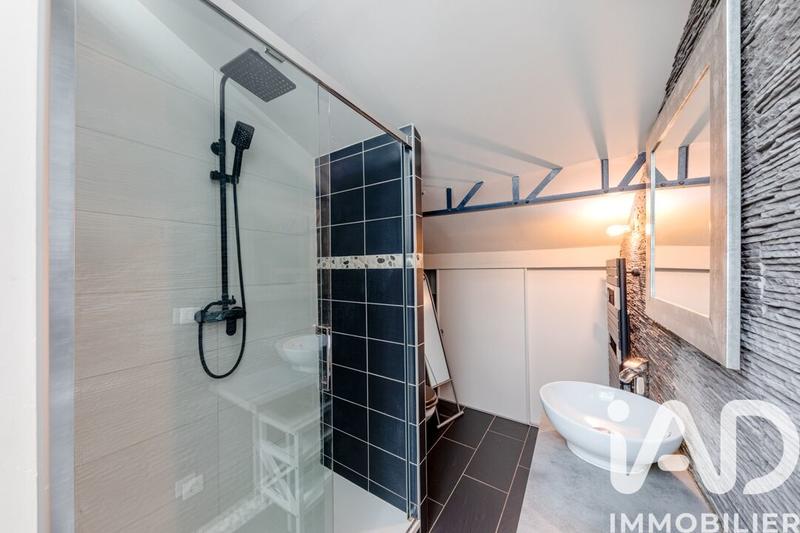 Loft - 69 m² - 3 pièces