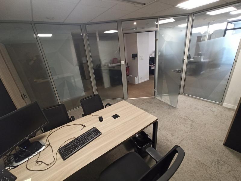 Bureau - 122 m²