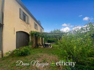 Maison - 152 m² - 6 pièces