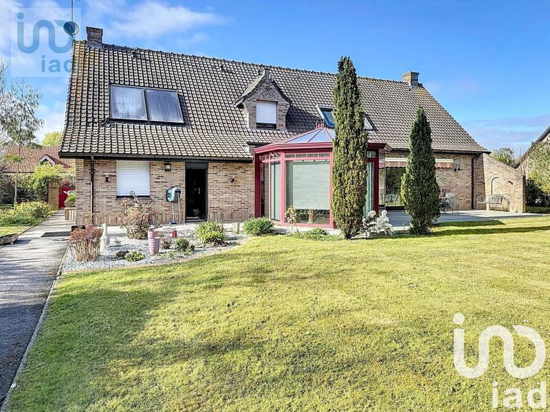 Maison - 185 m² - 8 pièces