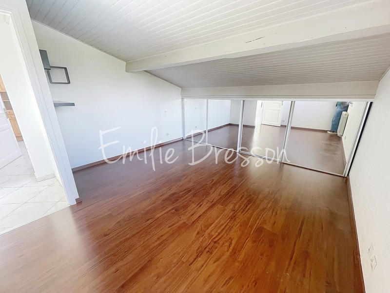 Maison traditionnelle - 164 m² - 5 pièces