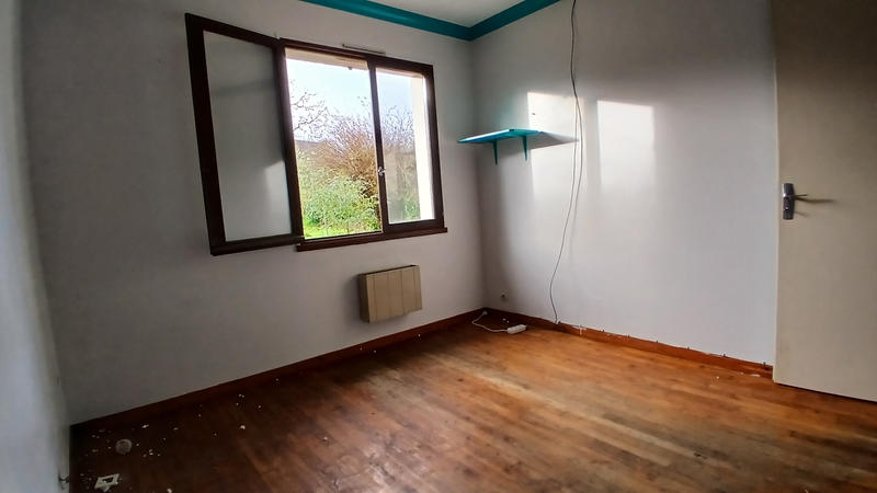 Maison - 90 m² - 5 pièces