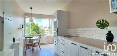 Appartement - 83 m² - 4 pièces