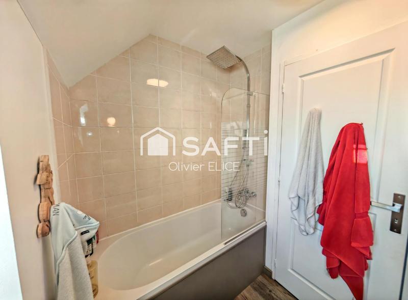 Maison - 90 m² - 4 pièces