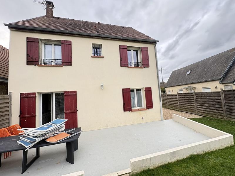 Maison - 85 m² - 5 pièces