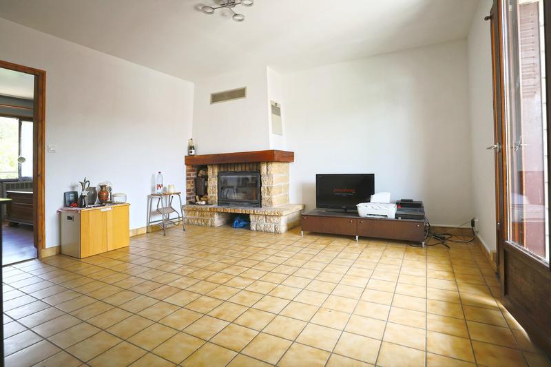 Maison - 99 m² - 5 pièces