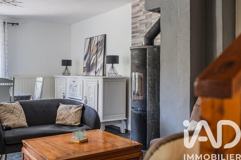 Maison - 181 m² - 7 pièces