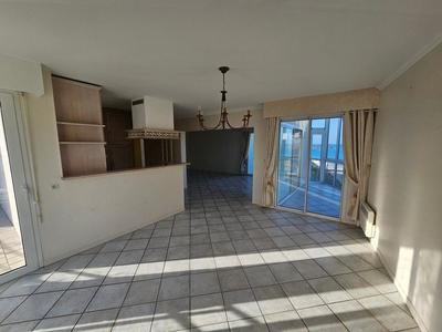 Appartement - 93 m² - 3 pièces