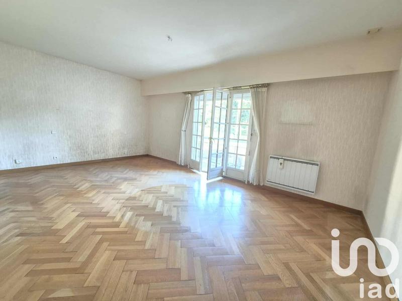 Maison - 265 m² - 6 pièces