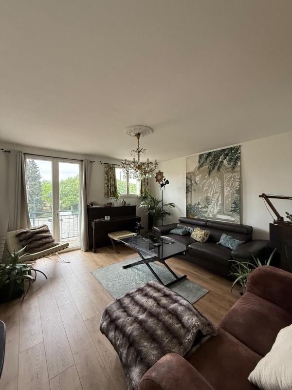 Appartement - 57 m² - 3 pièces