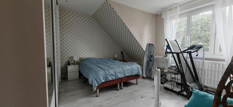 Maison - 136 m² - 6 pièces