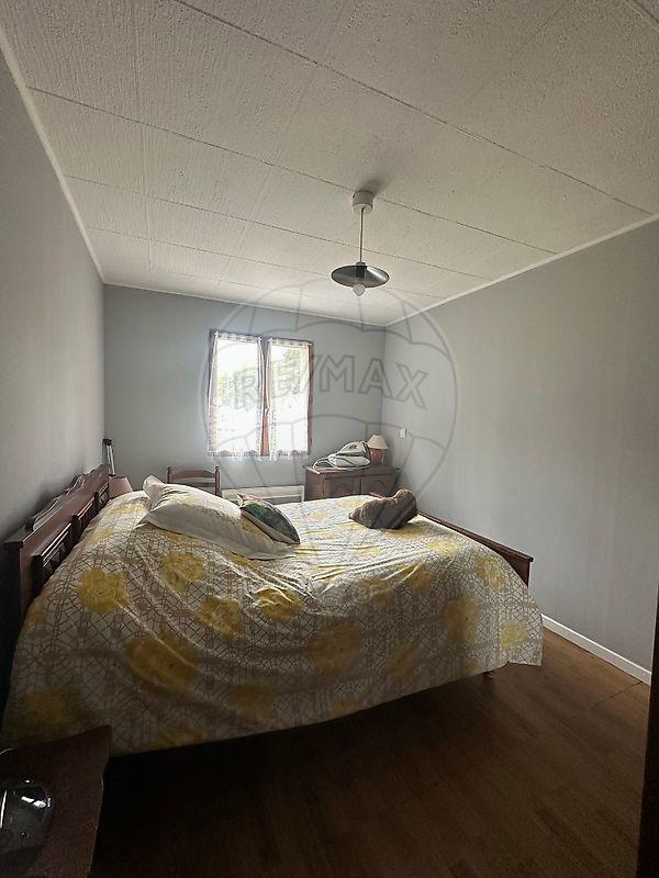 Maison - 205 m² - 10 pièces