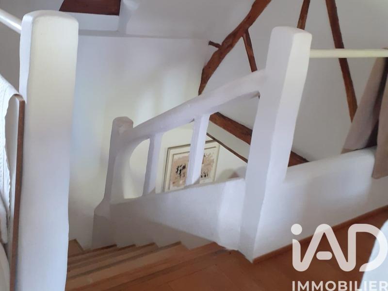 Maison - 228 m² - 8 pièces