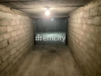 Parking / Garage - 13 m²