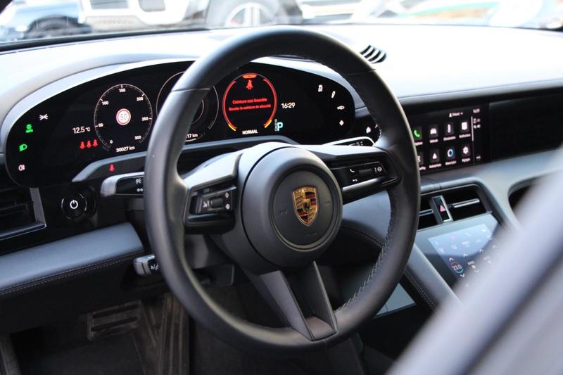 Porsche taycan 476 ch avec batterie performance plus