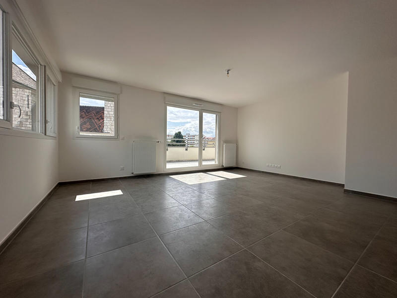 Appartement - 108 m² - 5 pièces