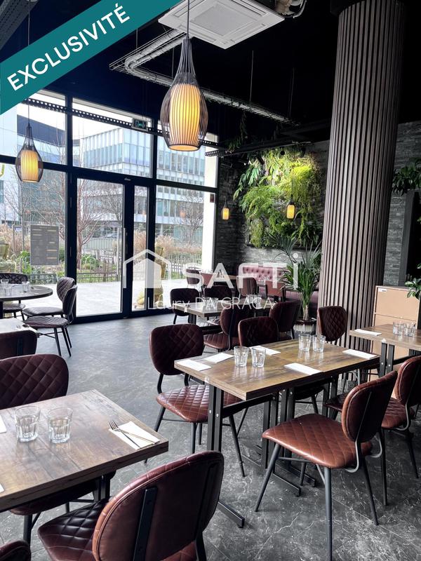 Local commercial - 127 m² - 2 pièces