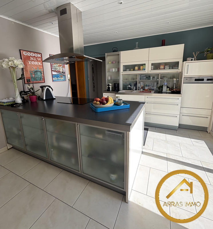 Maison - 173 m² - 6 pièces