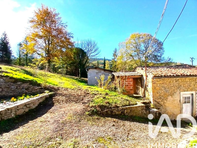 Maison - 300 m² - 11 pièces