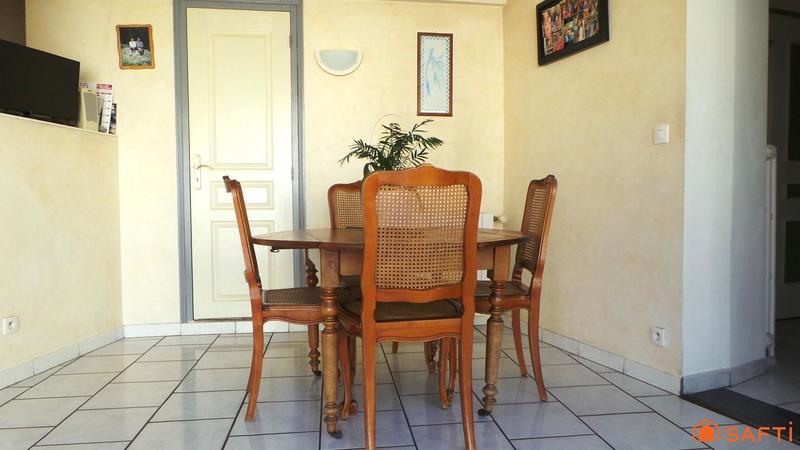 Maison de ville - 202 m² - 7 pièces