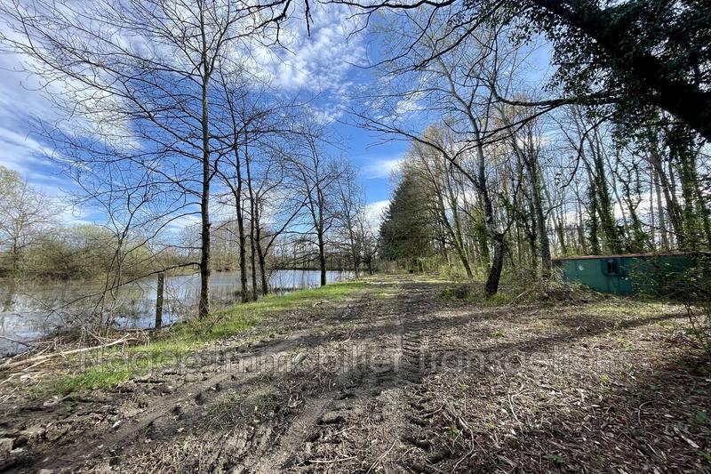 Terrain - 23 491 m²