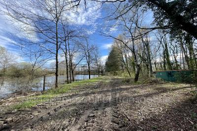 Terrain - 23 491 m²