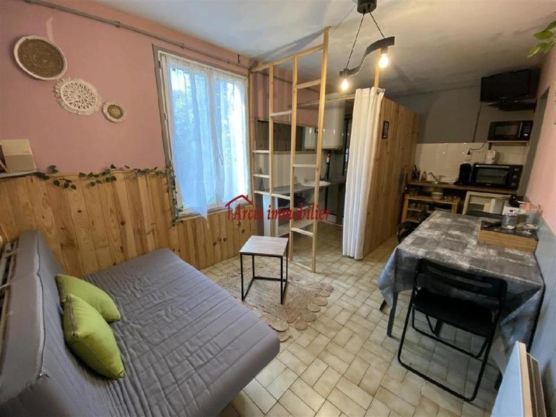 Maison - 180 m² - 10 pièces