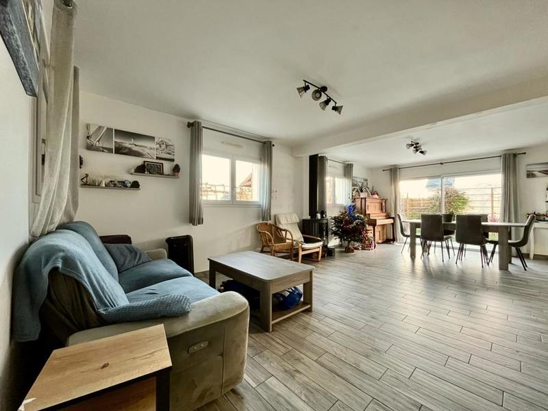 Maison - 112 m² - 6 pièces