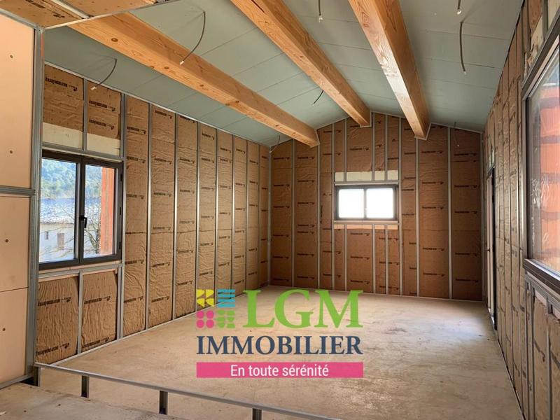 Maison - 150 m² - 4 pièces